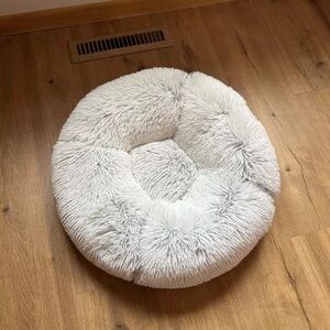 White Mohair Fur Donut Cat Bed